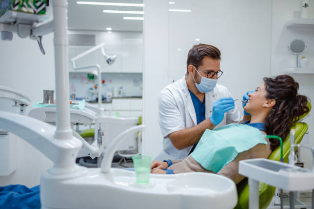 Best Emergency Dental Care  in Menasha, WI